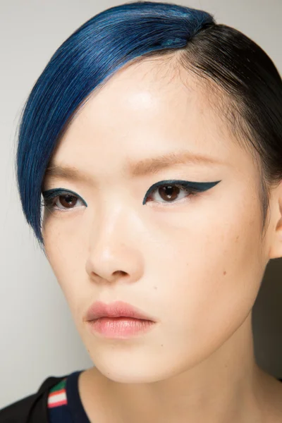 Look 2